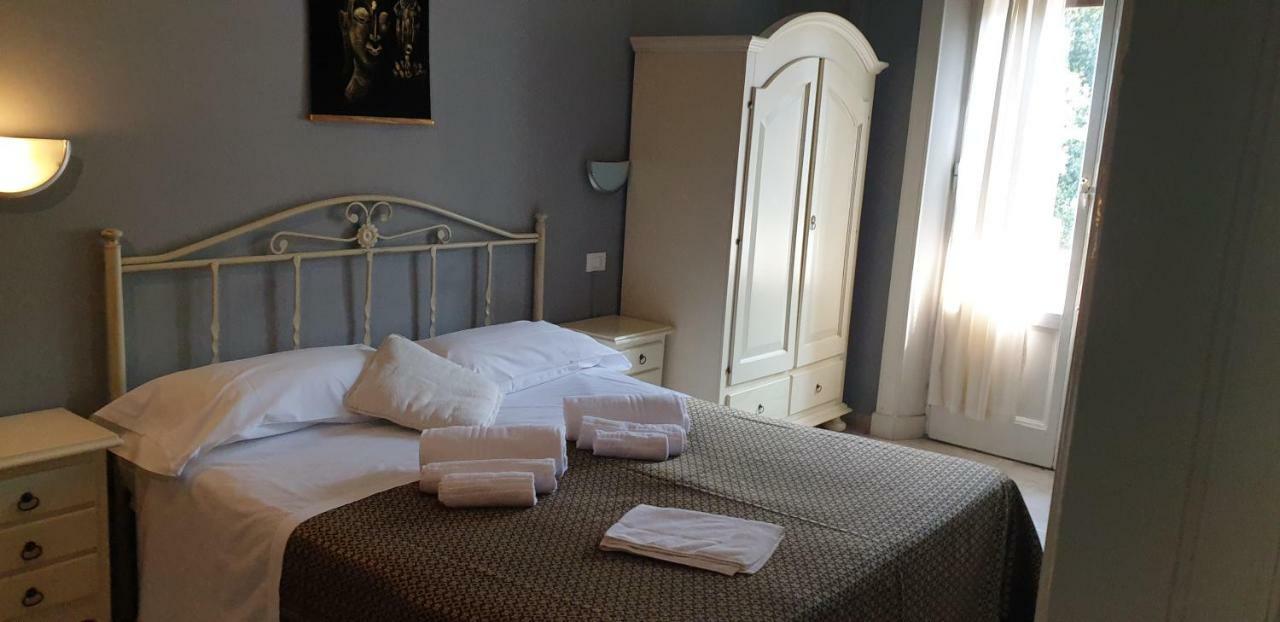 Hotel Bianchi Виареджо Екстериор снимка